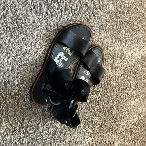 Sorel sandals - Picture 5 of 6